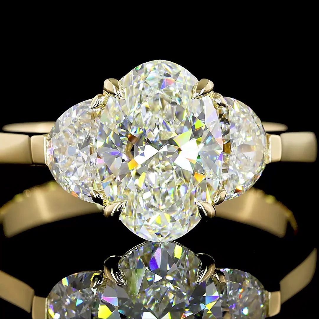 2.19 Cts 14k Yellow Gold Oval Shape 3 Stones Ring - Image 2