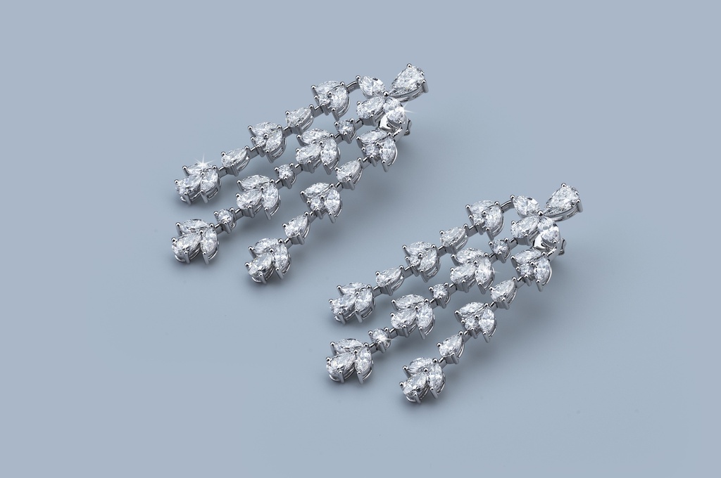 15.3 Cts 14k White Gold Mix Shape Special Earring - Image 4