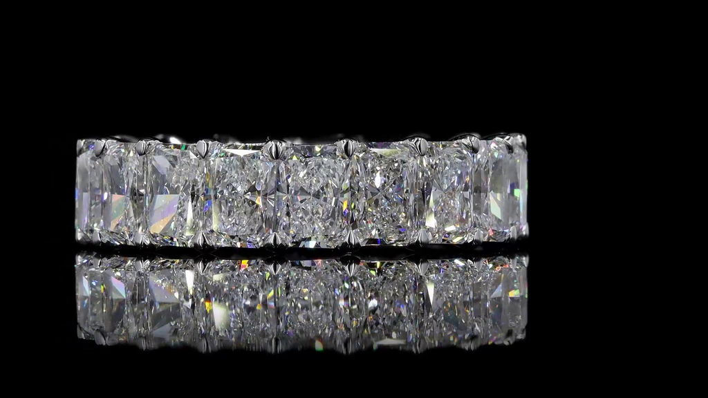 6.2 Cts 18k White Gold Radiant Shape Eternity Band Eternity Band - Image 3