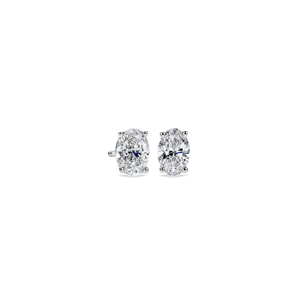 1.04 Cts 18k White Gold Oval Shape Studs Earring - Image 2