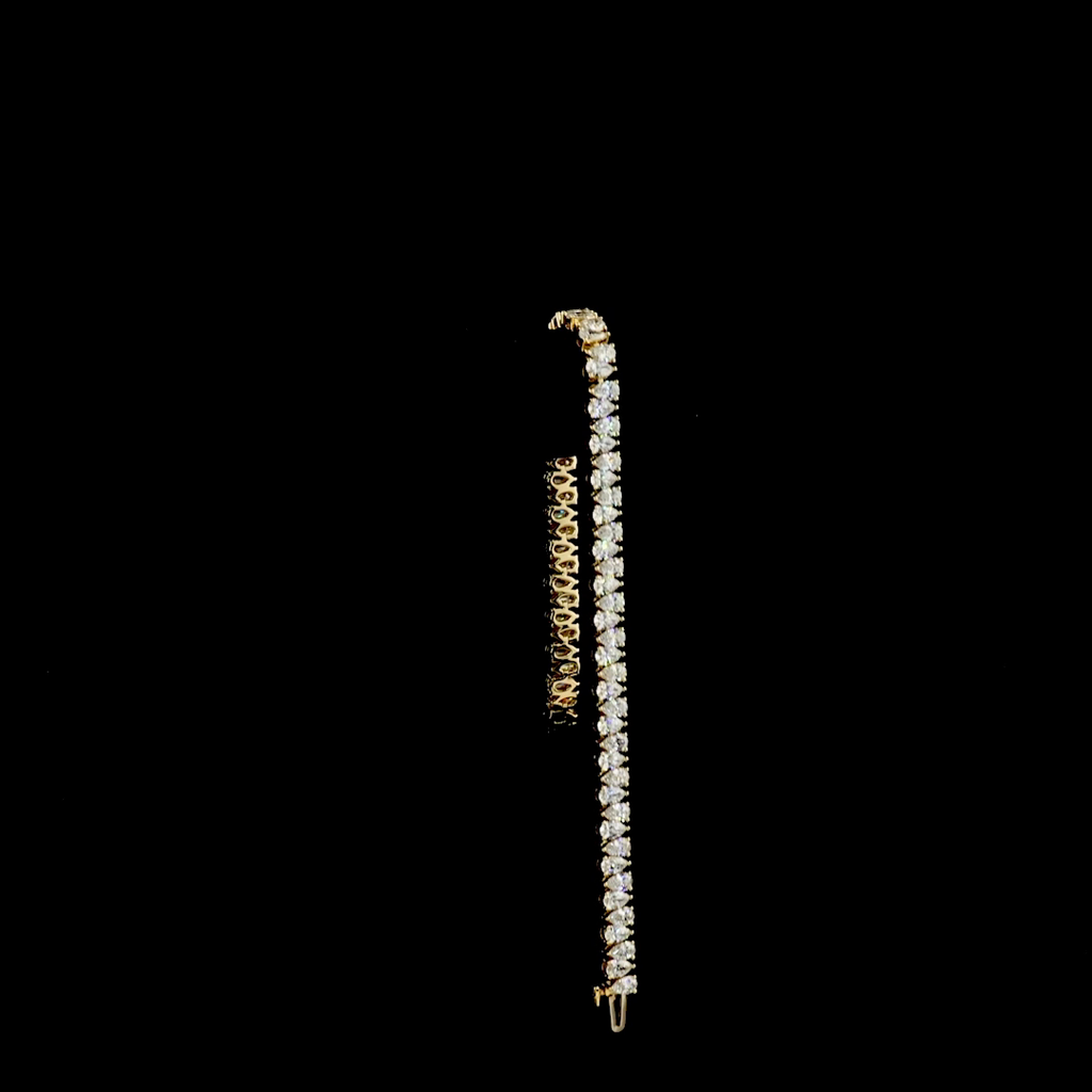 7.84 Cts 14k Yellow Gold Pear Shape Tennis Bracelet - Image 3