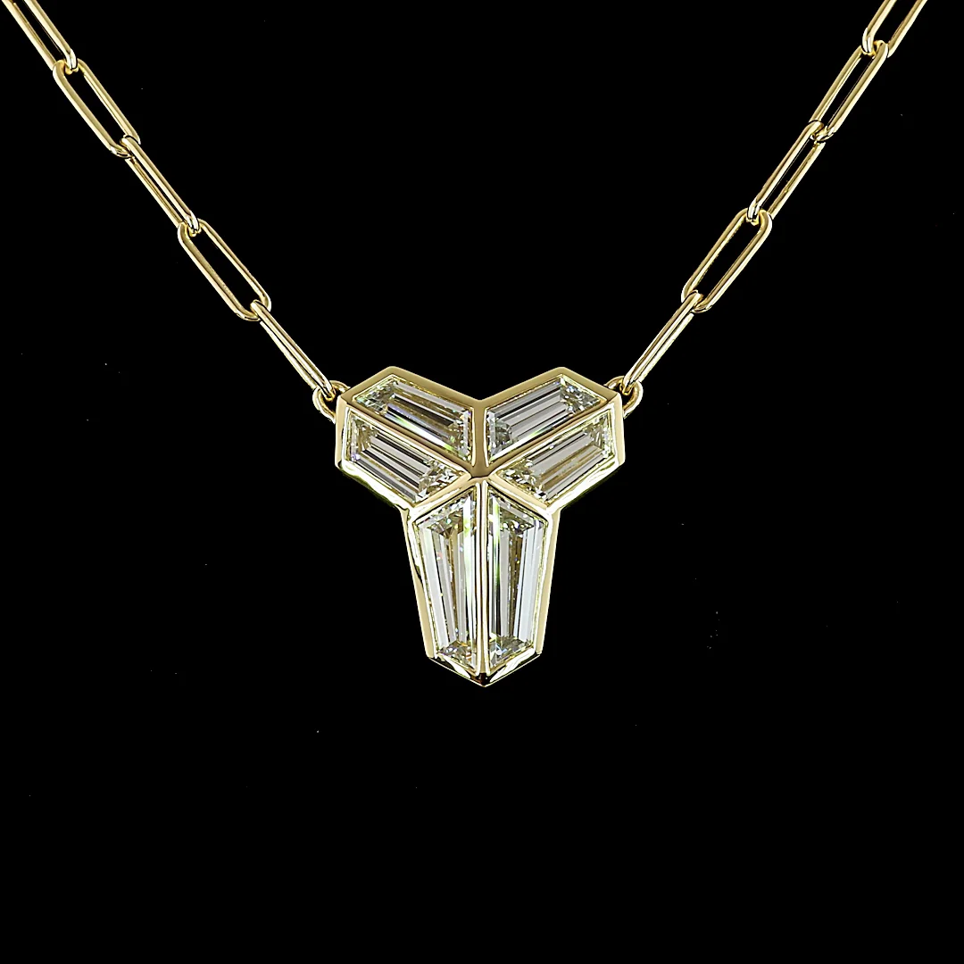 3.13 Cts 14k Yellow Gold Shape Pendant Pendant - Image 3