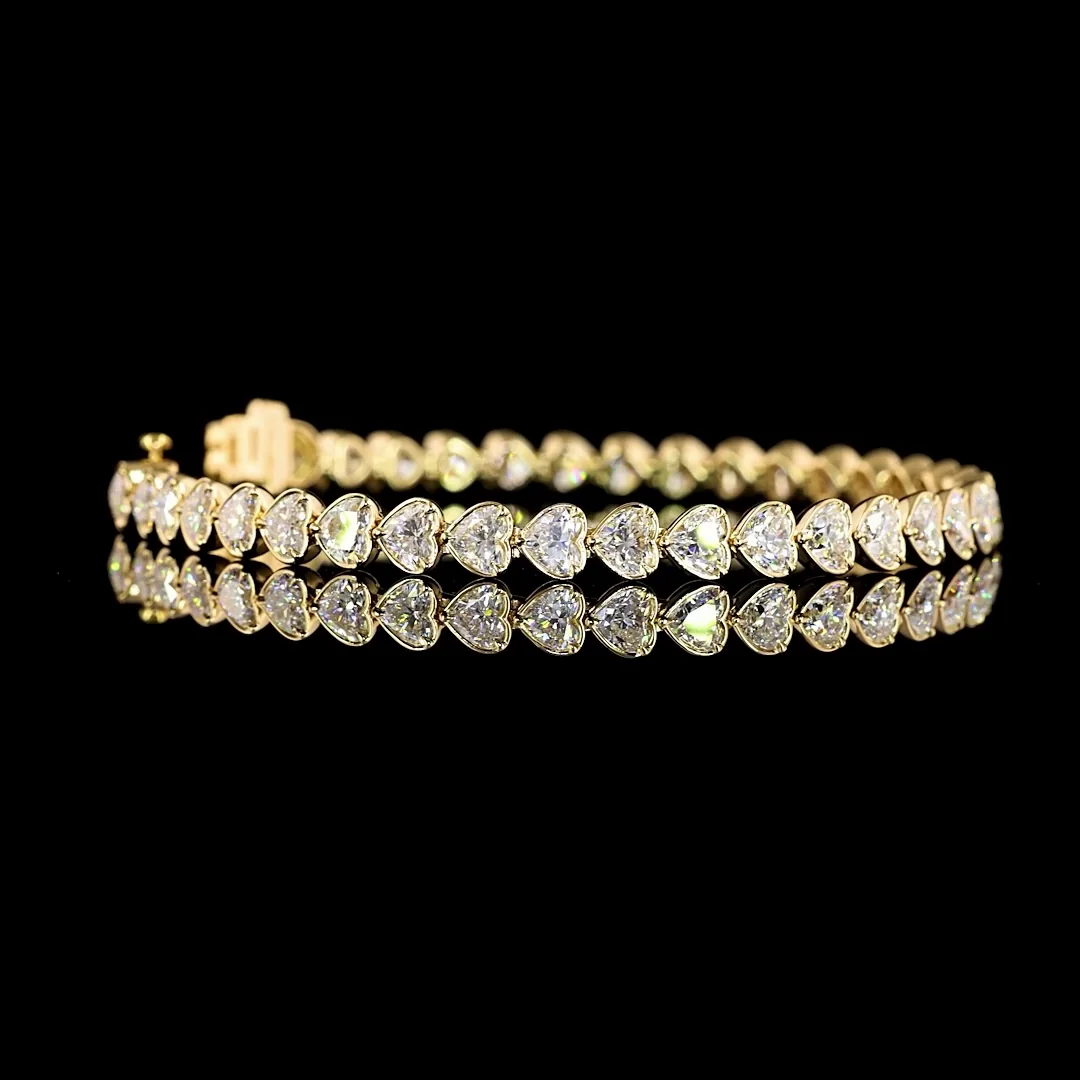 9.19 Cts 18k Yellow Gold Heart Shape Tennis Bracelet - Video