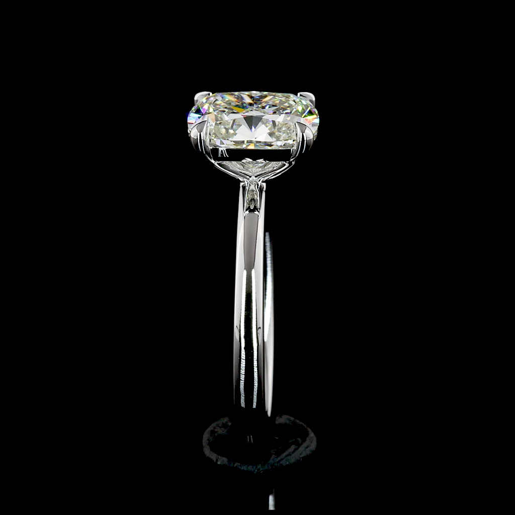 2.09 Cts 14k White Gold Cushion Modified Shape Solitaire Ring - Image 4