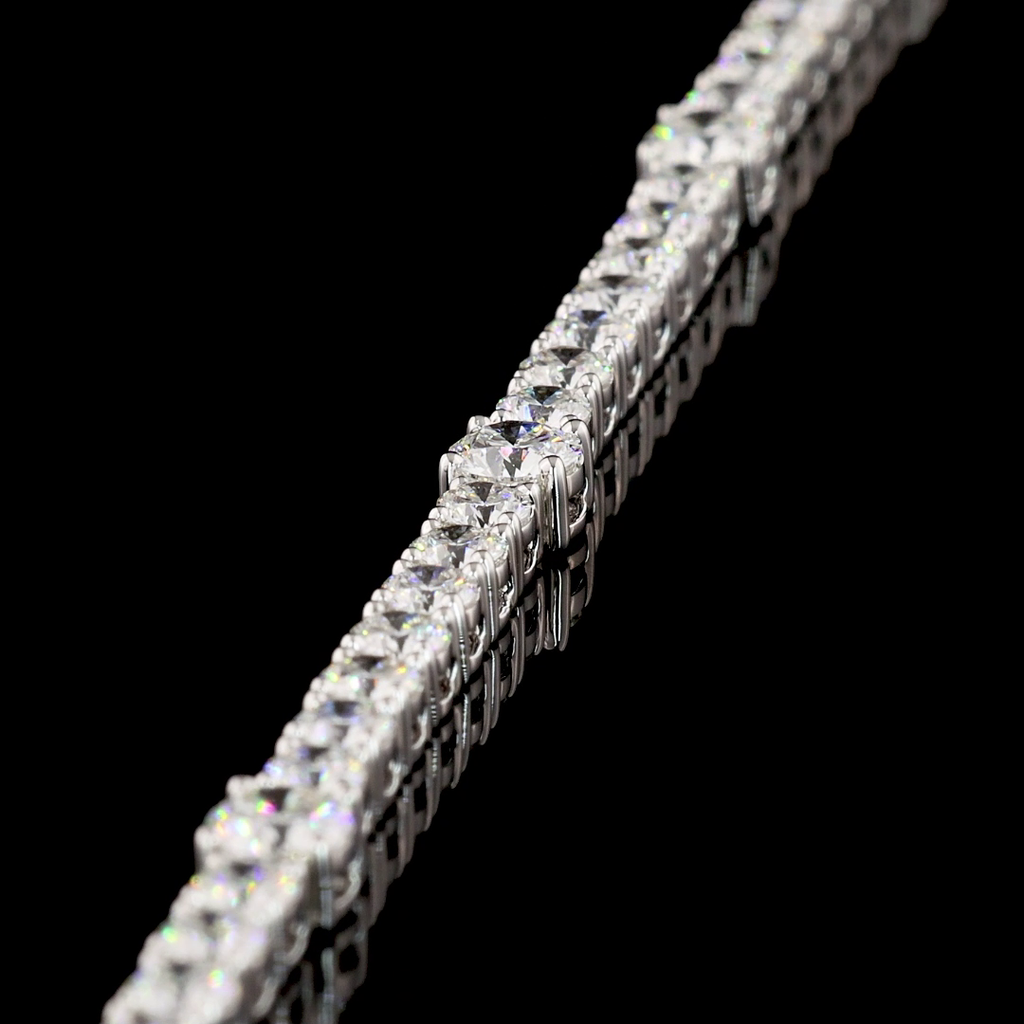 4.31 Cts 14k White Gold Round Shape Station Line Tennis Bracelet - Image 3