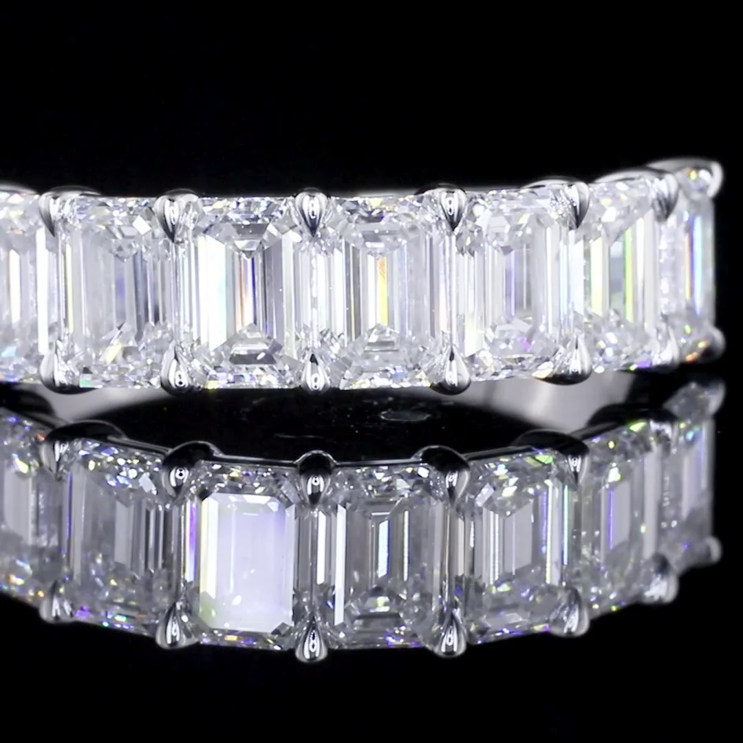 2.45 Cts 14k White Gold Emerald Shape Half Eternity Eternity Band - Image 3