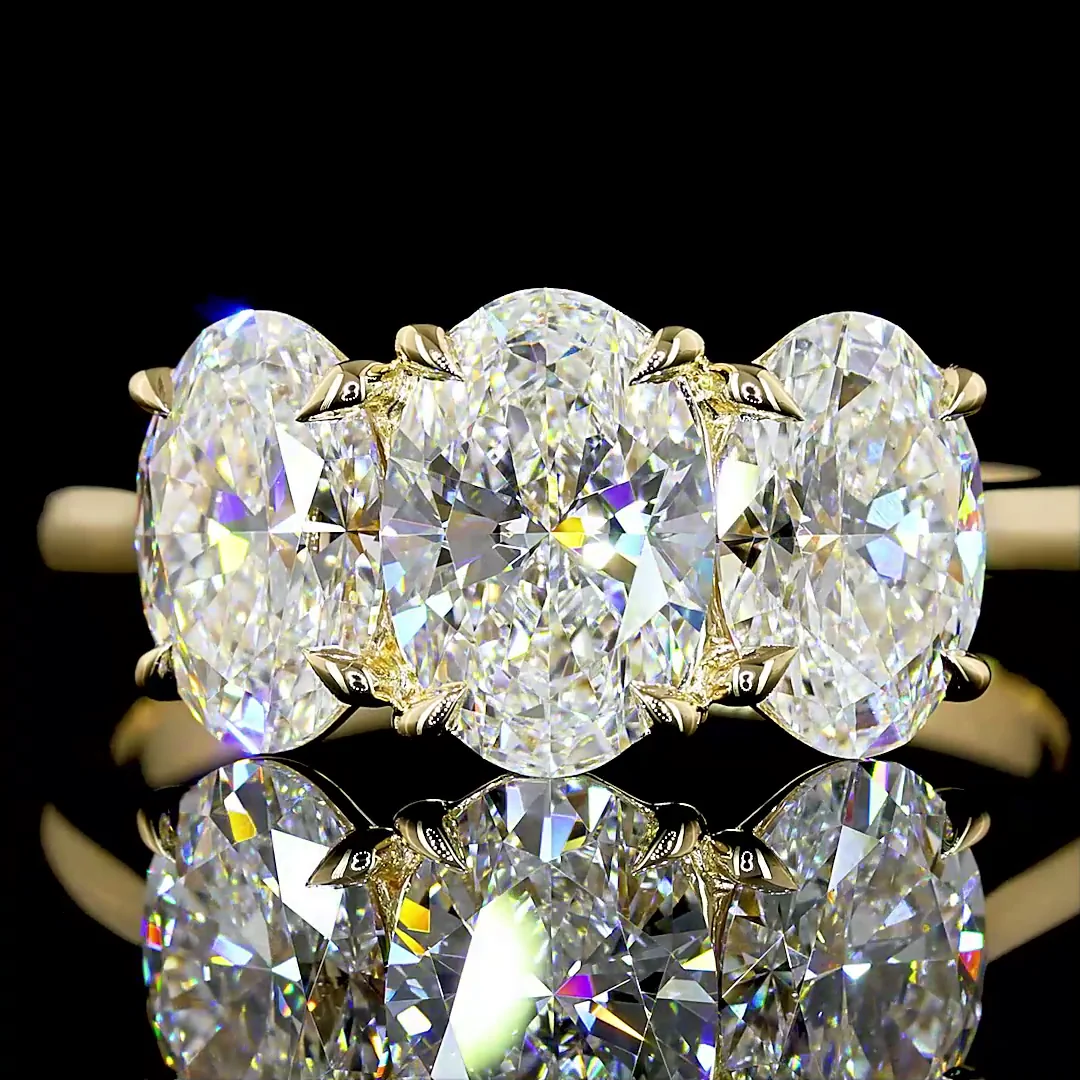 2.99 Cts 14k Yellow Gold Oval Shape 3 Stones Ring - Image 2