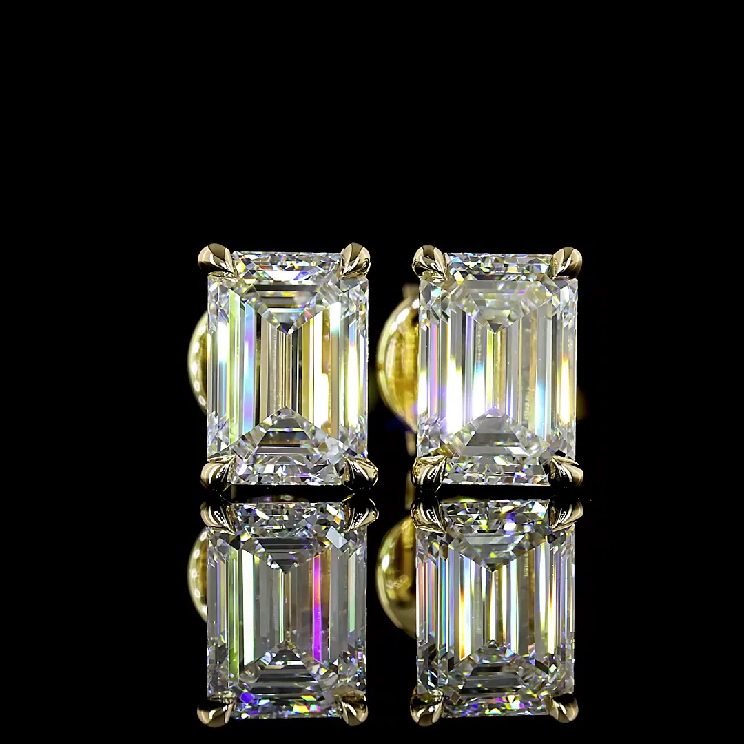 2.07 Cts 14k Yellow Gold Emerald Shape Studs Earring - Image 3