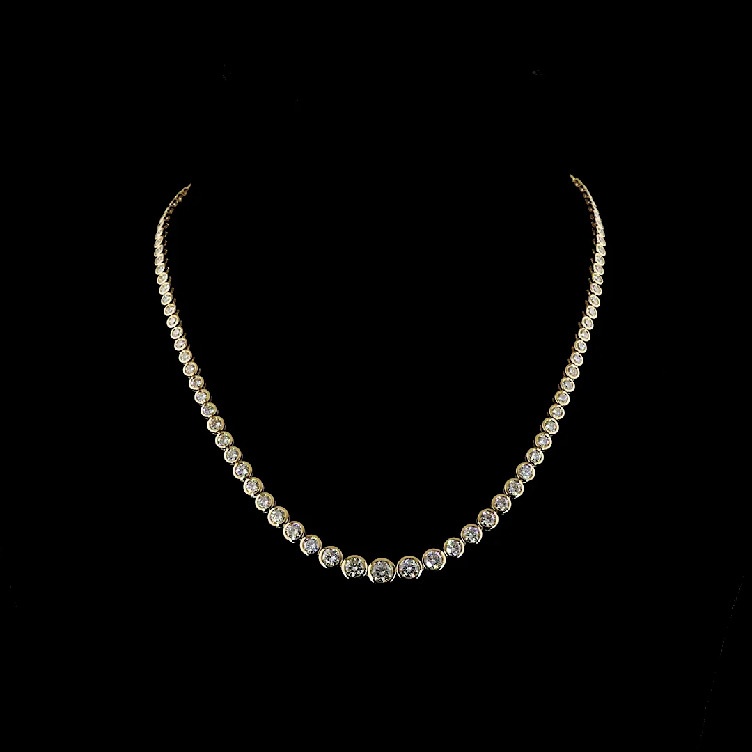 10.4 Cts 18k Yellow Gold Round Shape Riviera Necklace - Video