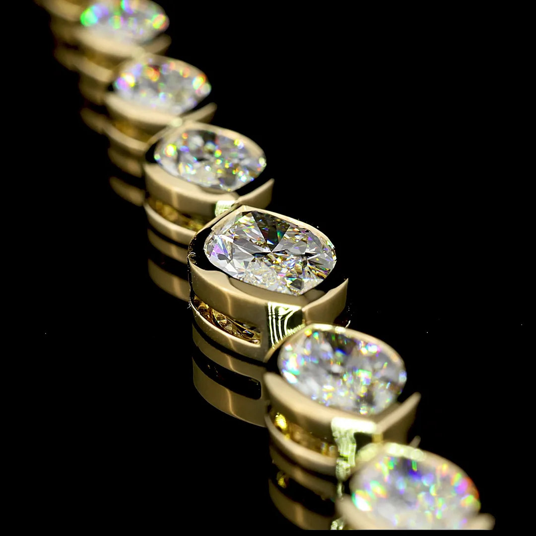 17.58 Cts 14k Yellow Gold Marquise Shape Riviera Necklace - Image 2