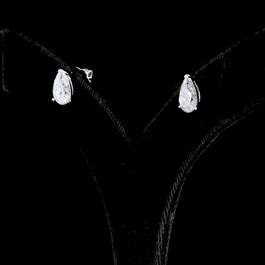 2.45 Cts 14k White Gold Pear Shape Studs Earring - Image 2