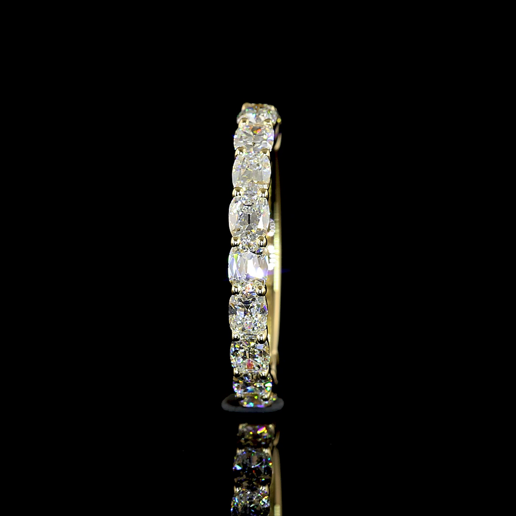 1.38 Cts 14k Yellow Gold Antique Cushion Shape 3/4 Band Eternity Band - Image 2