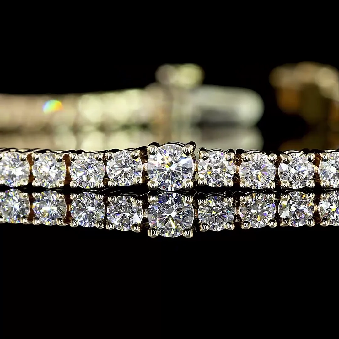 3.75 Cts 14k Yellow Gold Round Shape Station Line Tennis Bracelet - Image 2