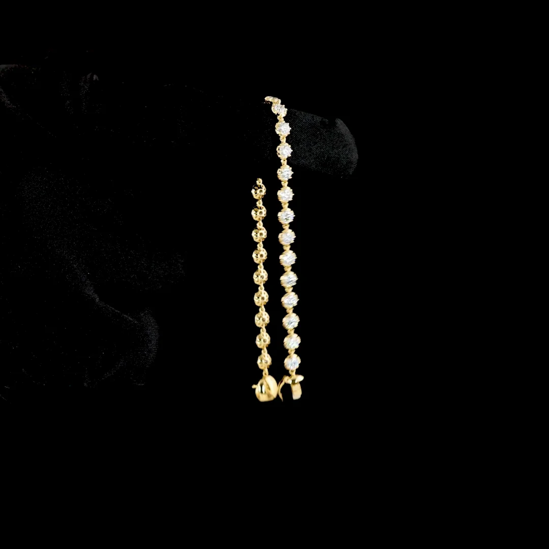 3.82 Cts 18k Yellow Gold Round Shape Tennis Bracelet - Image 3