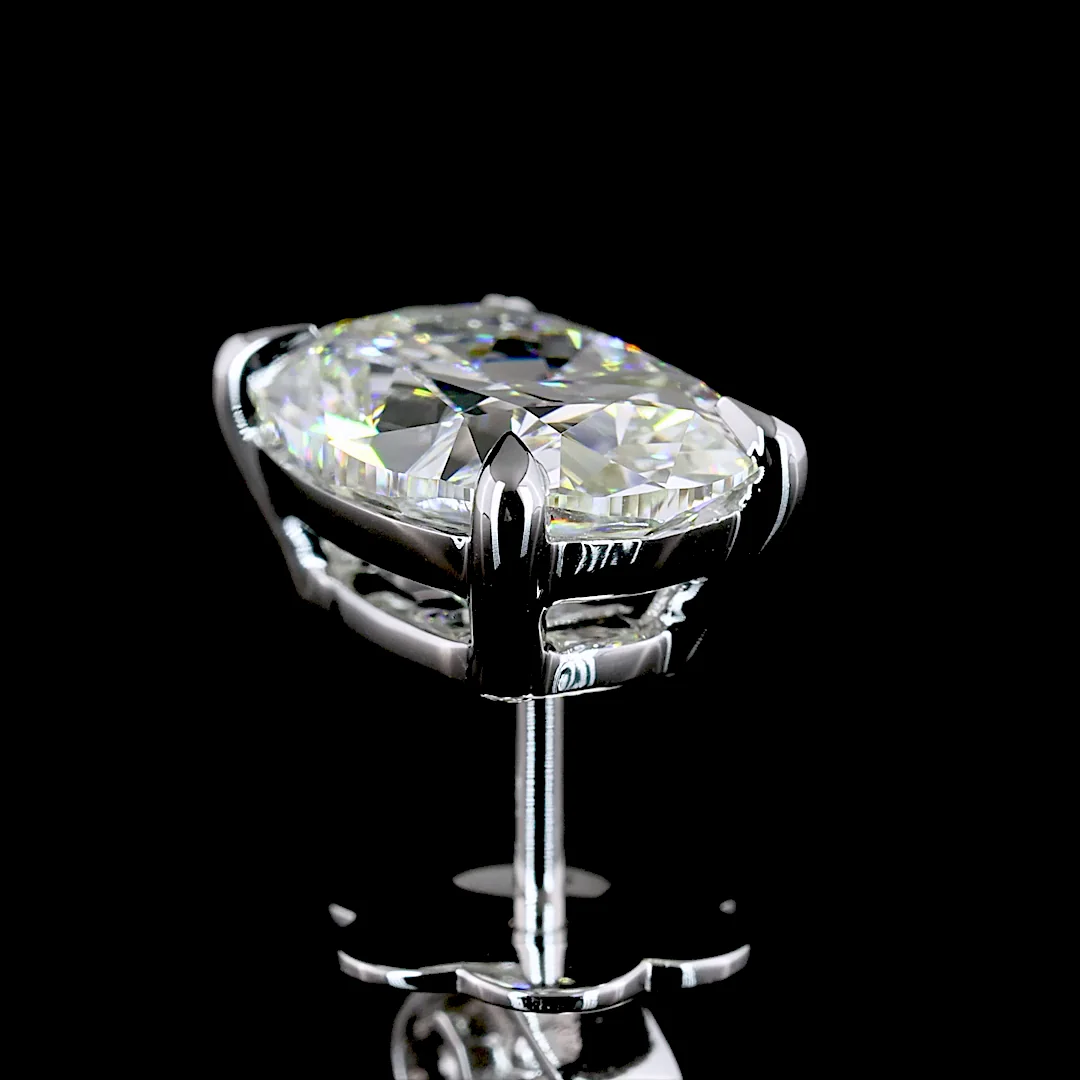 4.23 Cts 14k White Gold Cushion Brilliant Shape Studs Earring - Image 4