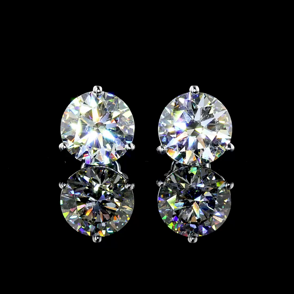 2.86 Cts 14k White Gold Round Shape Martini Earring - Image 3