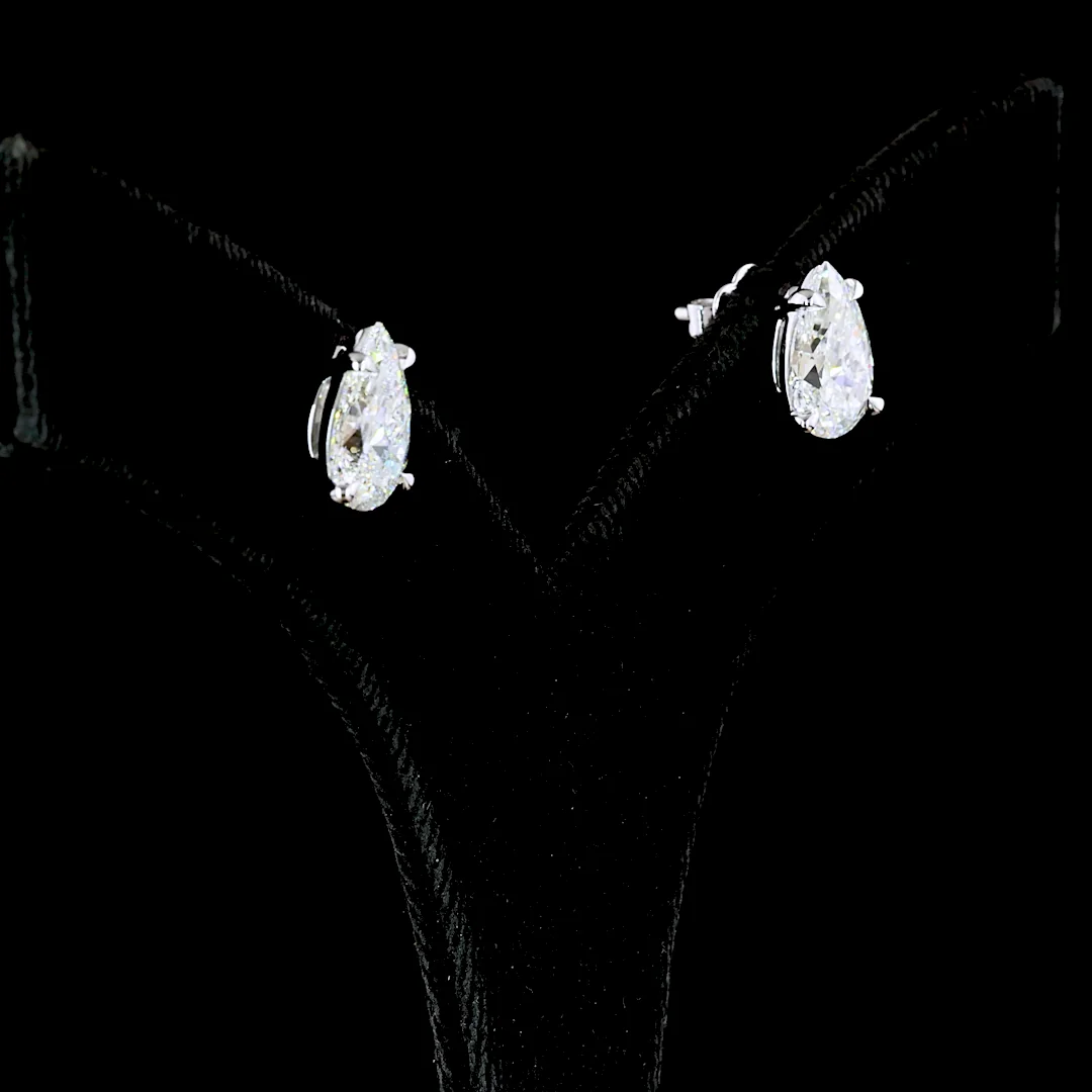 4.57 Cts 14k White Gold Pear Shape Studs Earring - Video