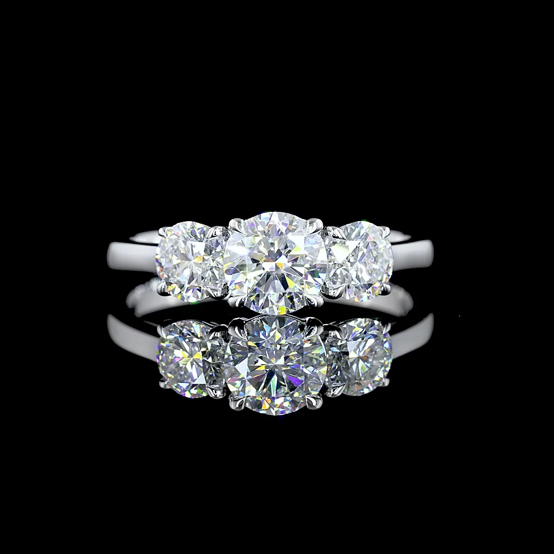 1.39 Cts 14k Yellow Gold Round Shape 3 Stones Ring - Video