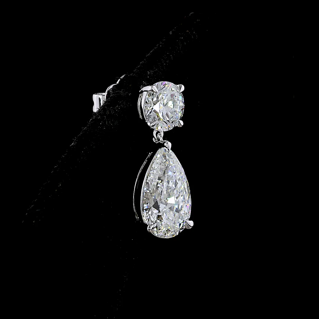 5.58 Cts 14k White Gold Pear Shape Hanging Earring - Image 2