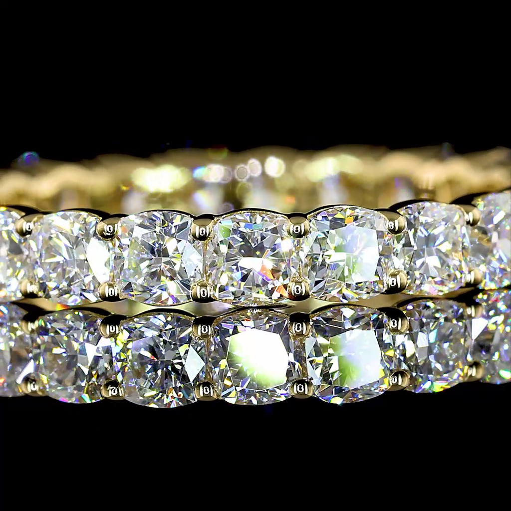 2.21 Cts 14k Yellow Gold Square Cushion Brilliant Shape Eternity Band Eternity Band - Image 2