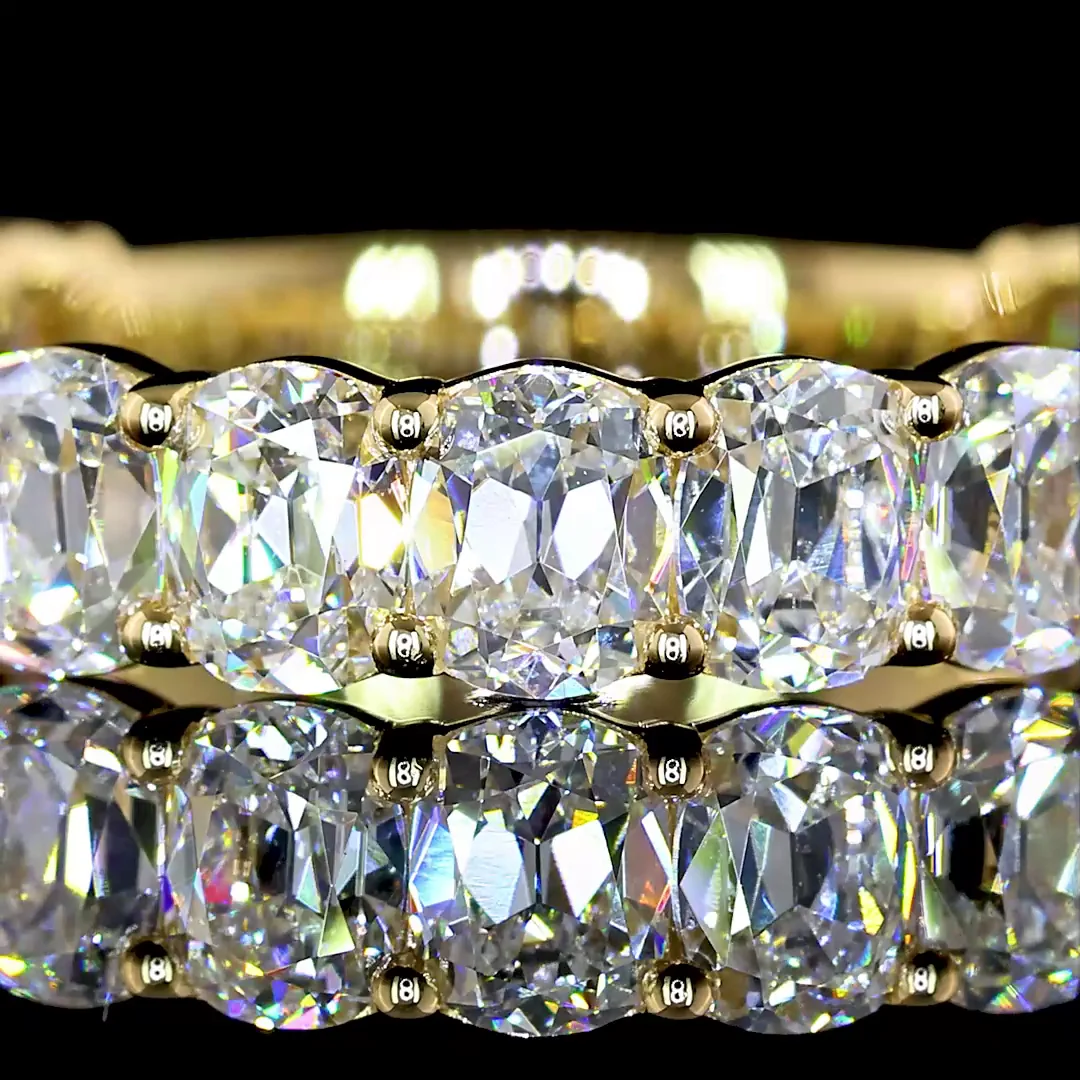 3.2 Cts 14k Yellow Gold Antique Cushion Shape 3/4 Band Eternity Band - Image 3