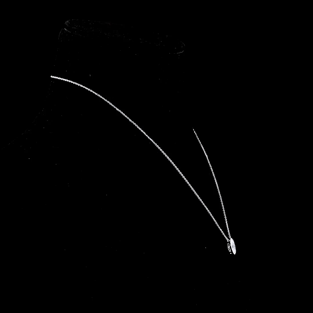 1.58 Cts 14k White Gold Oval Shape Solitaire Pendant - Video