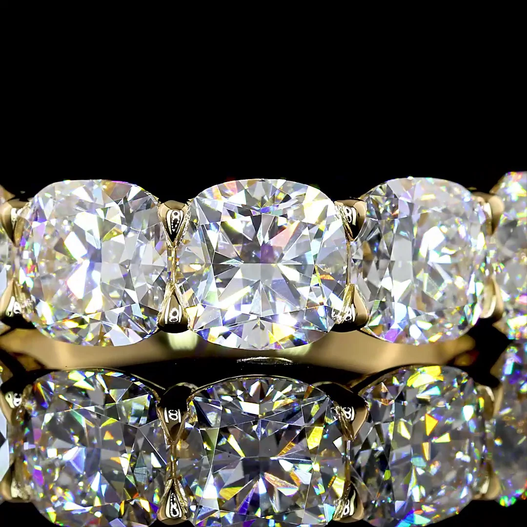 4.04 Cts 14k Yellow Gold Square Cushion Brilliant Shape 5 Stones Eternity Band - Image 3