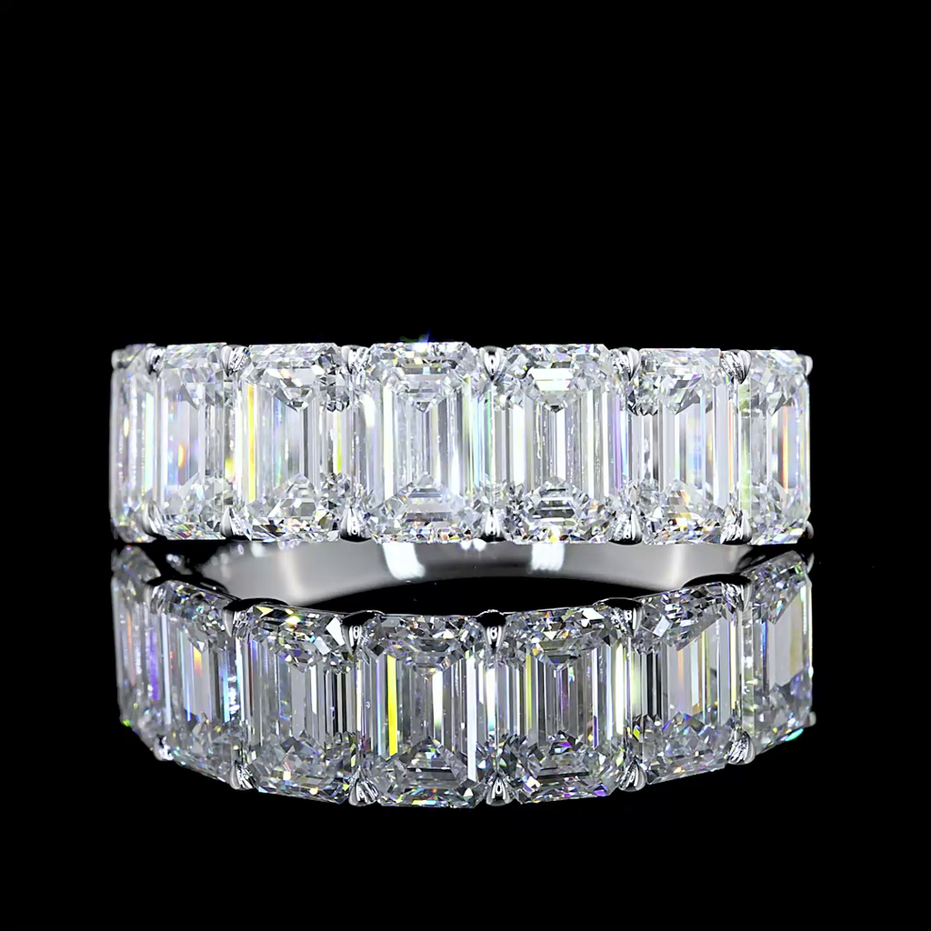 4.1 Cts 14k White Gold Emerald Shape 7 Stones Eternity Band - Video