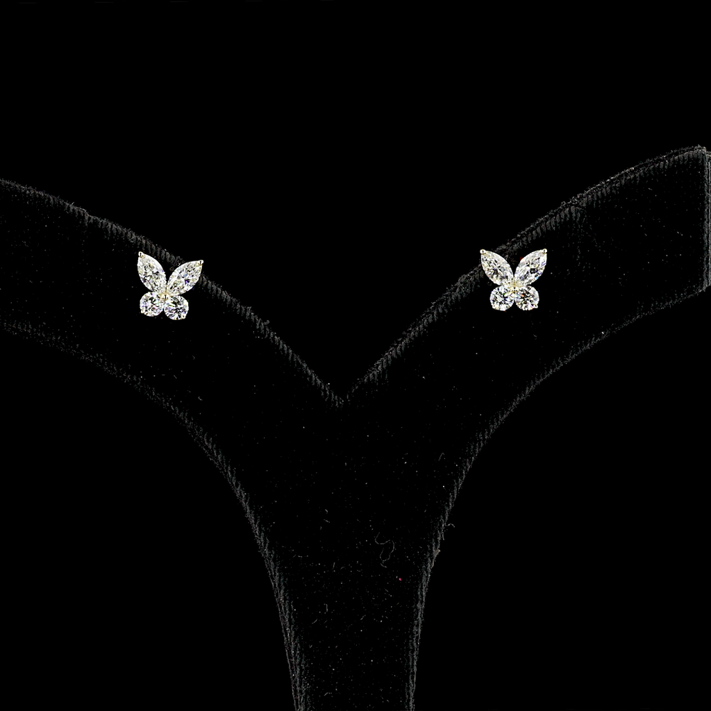 1.22 Cts 14k Yellow Gold Mix Shape Studs Earring - Image 3