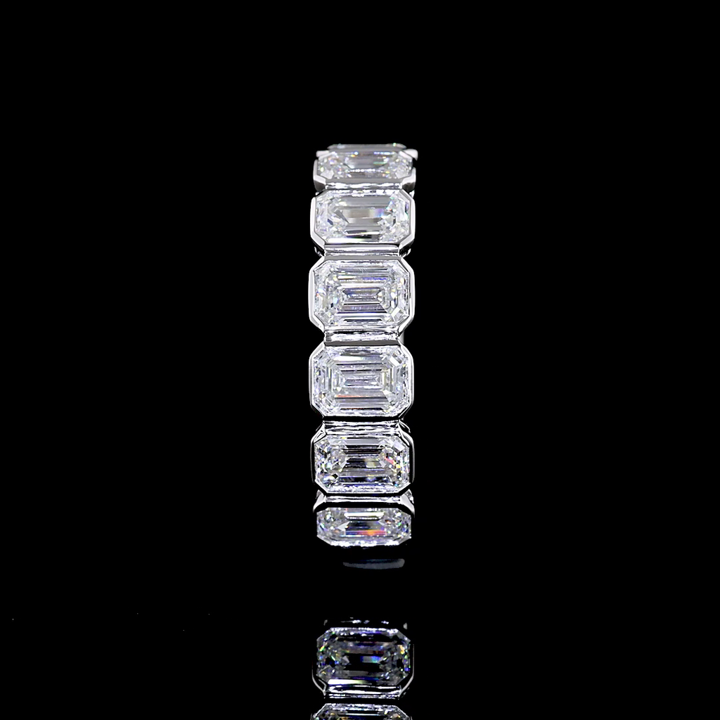 1.91 Cts 14k White Gold Emerald Shape Half Eternity Eternity Band - Image 4