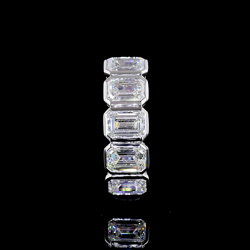 2.99 Cts 14k White Gold Emerald Shape 5 Stones Eternity Band - Image 4