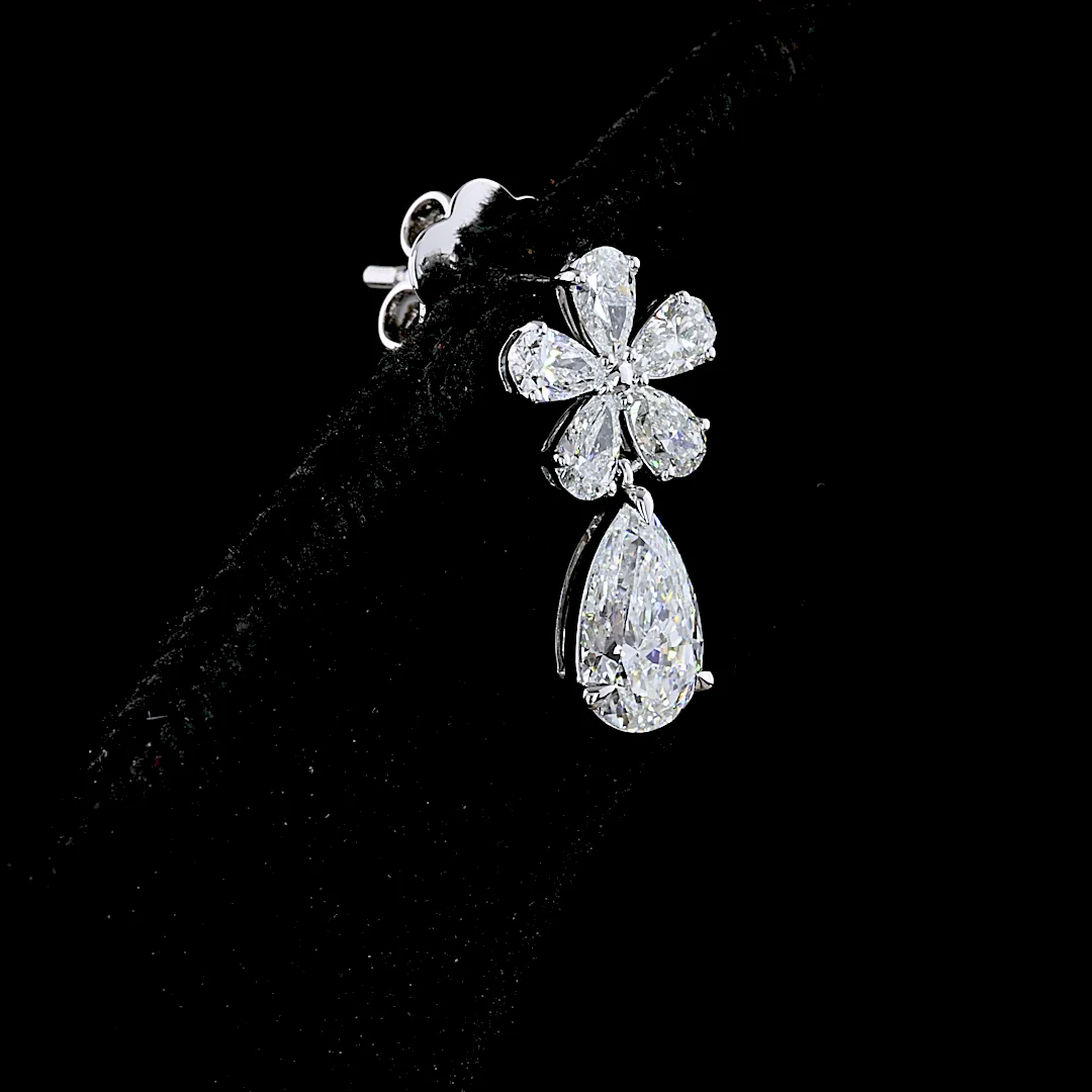1.89 Cts 14k White Gold Pear Shape Hanging Earring - Image 2