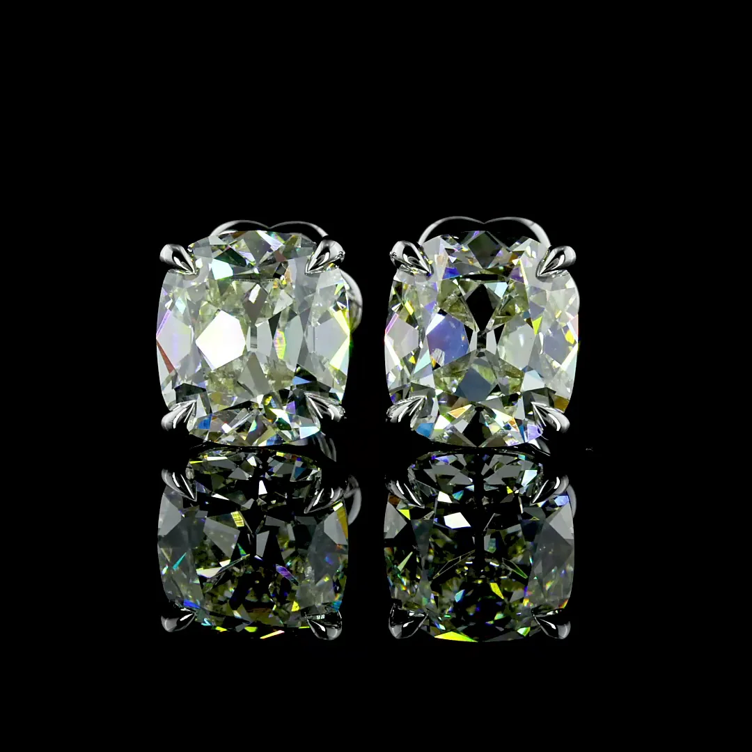 4.05 Cts 14k White Gold Antique Cushion Shape Studs Earring - Image 3