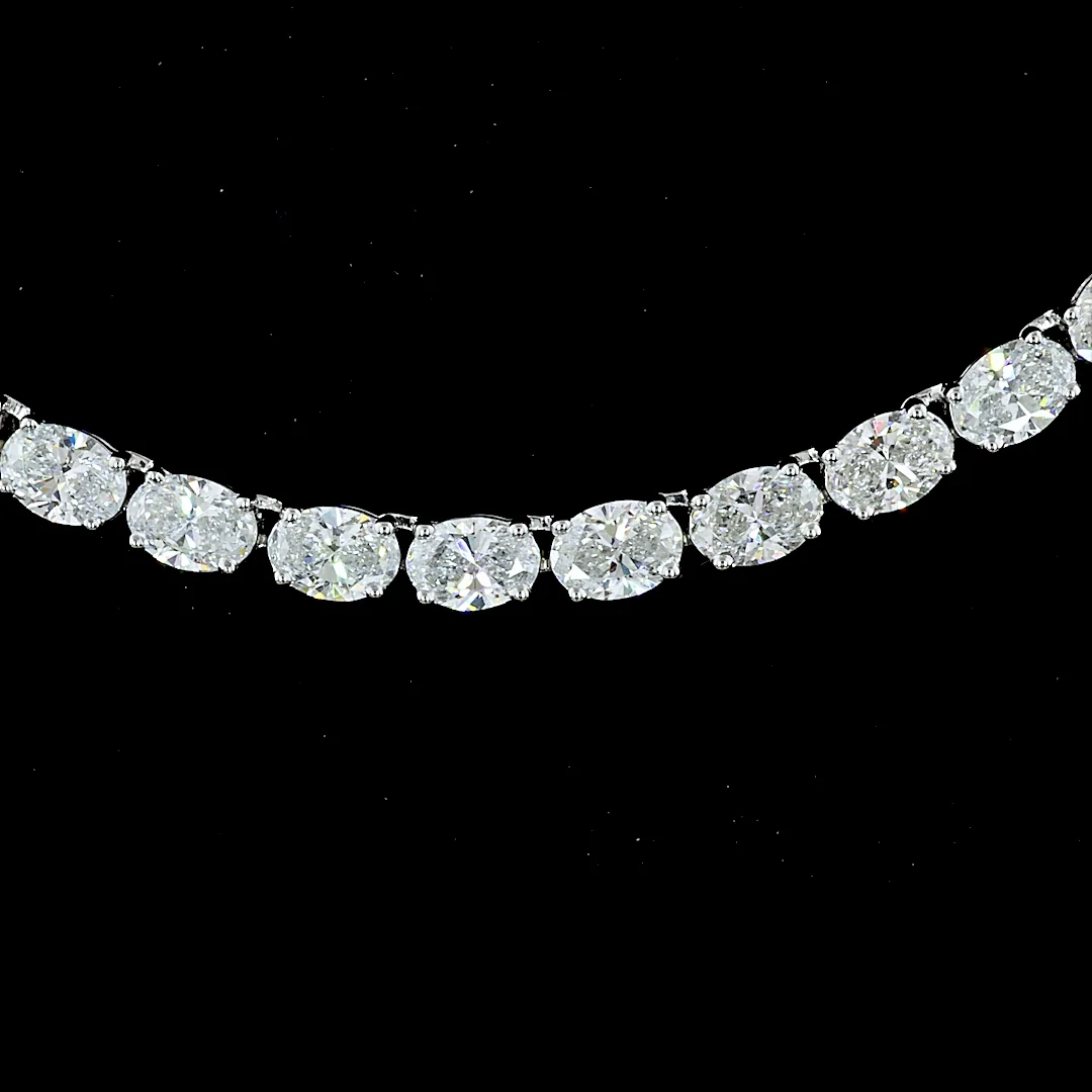 11.8 Cts 18k White Gold Oval Shape Tennis Necklace - Image 3