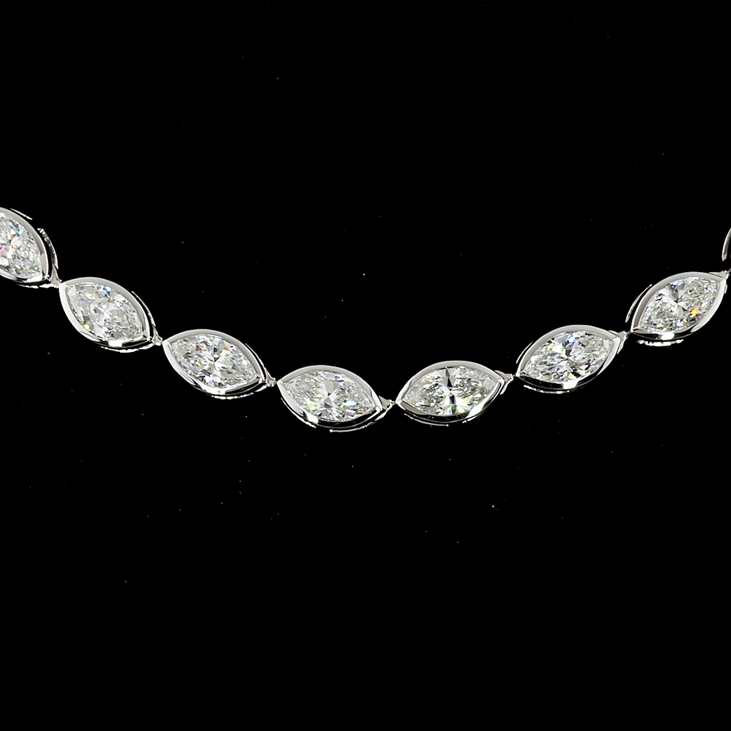 10.07 Cts 18k White Gold Marquise Shape Tennis Necklace - Image 3
