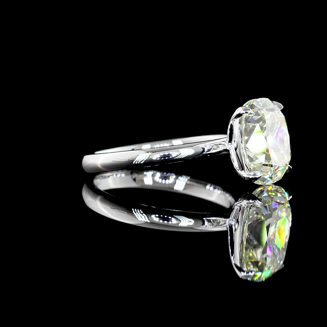 3.12 Cts 14k White Gold Antique Cushion Shape Solitaire Ring - Image 3