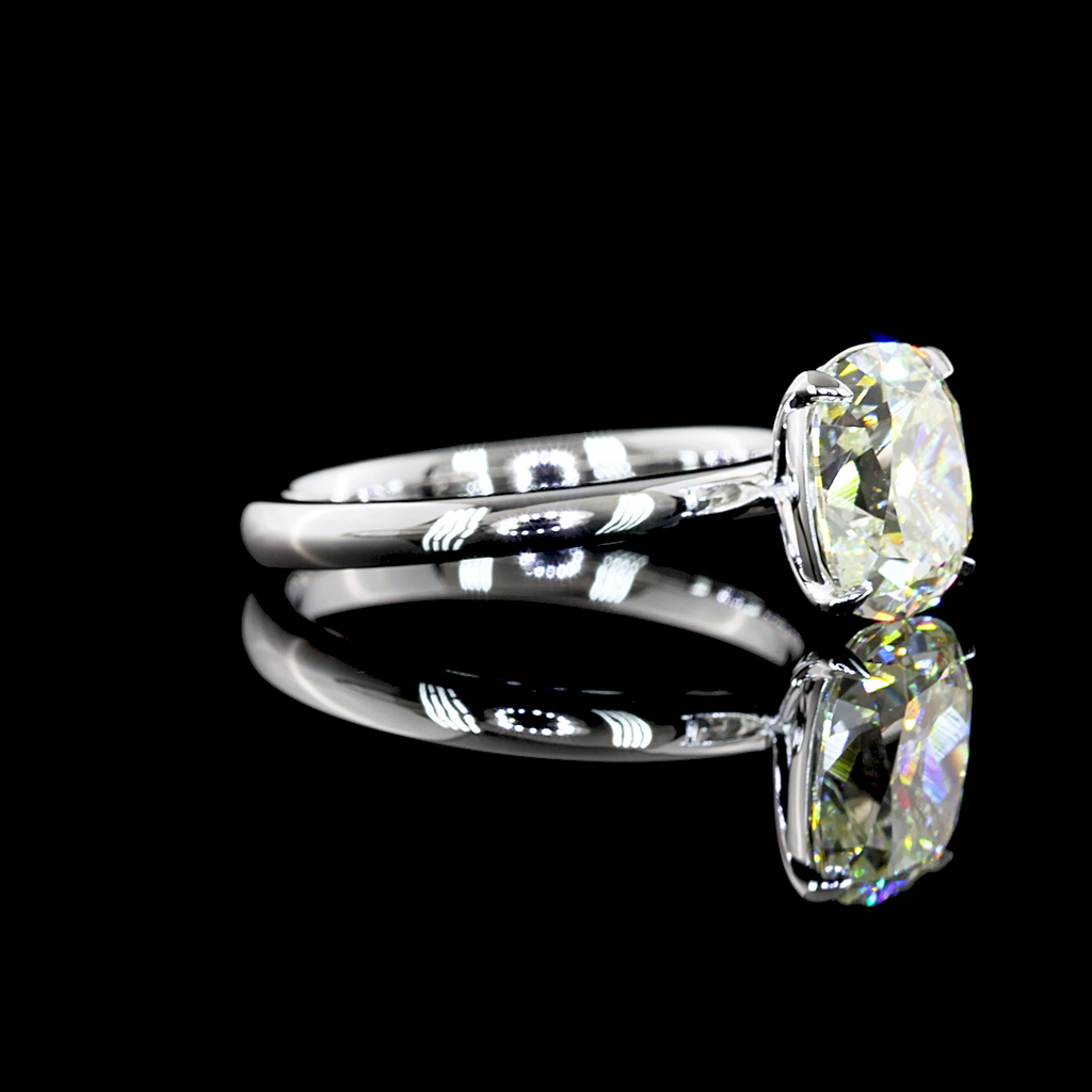 2.02 Cts 14k White Gold Antique Cushion Shape Solitaire Ring - Image 2