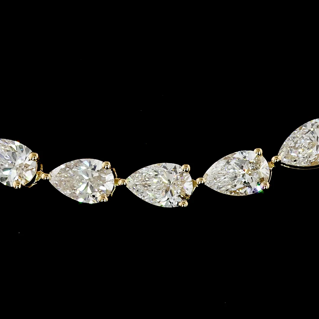 16.67 Cts 18k Yellow Gold Pear Shape Tennis Necklace - Image 3