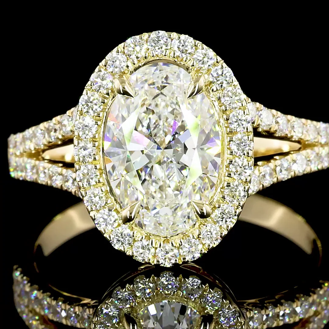 2.02 Cts 14k Yellow Gold Oval Shape Split Shank Ring - Image 2