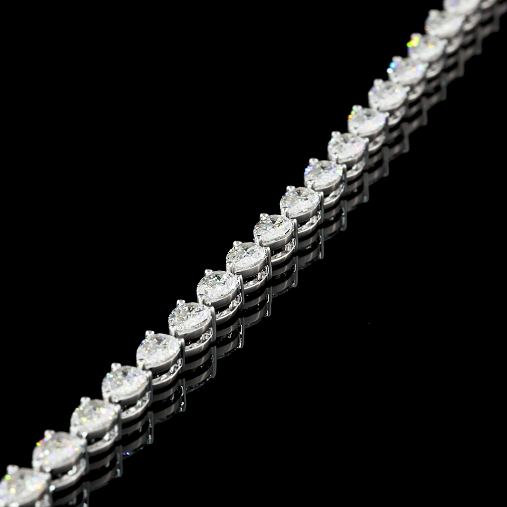 9.95 Cts 14k White Gold Pear Shape Tennis Necklace - Image 4