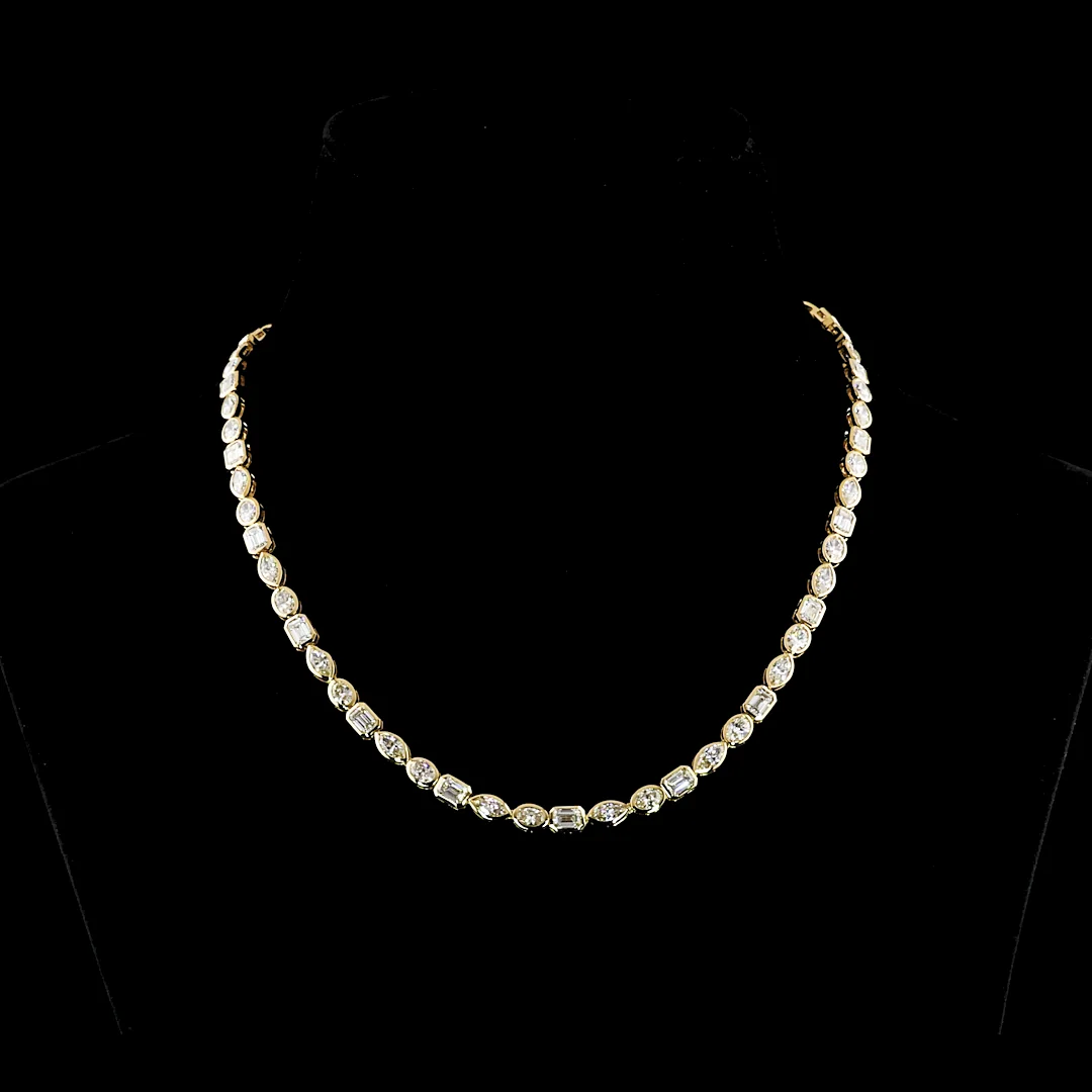 16.57 Cts 18k Yellow Gold Mix Shape Tennis Necklace - Video