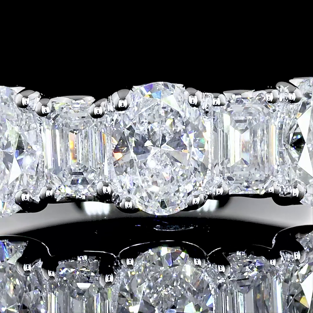 1.56 Cts 18k White Gold Mix Shape Half Eternity Eternity Band - Image 2