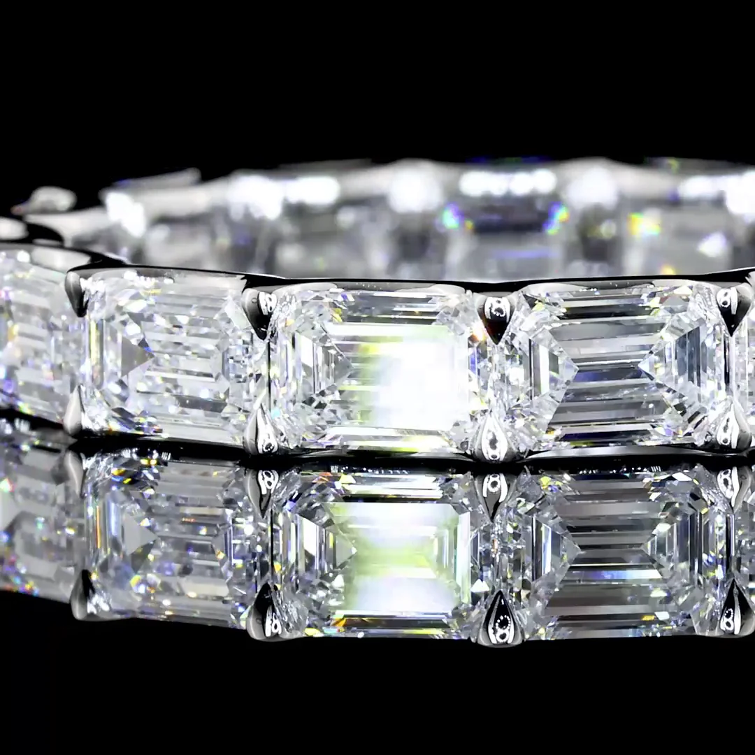 3.35 Cts 18k White Gold Emerald Shape Eternity Band Eternity Band - Image 3