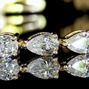 3.85 Cts 18k Yellow Gold Pear Shape Tennis Bracelet - Image 2