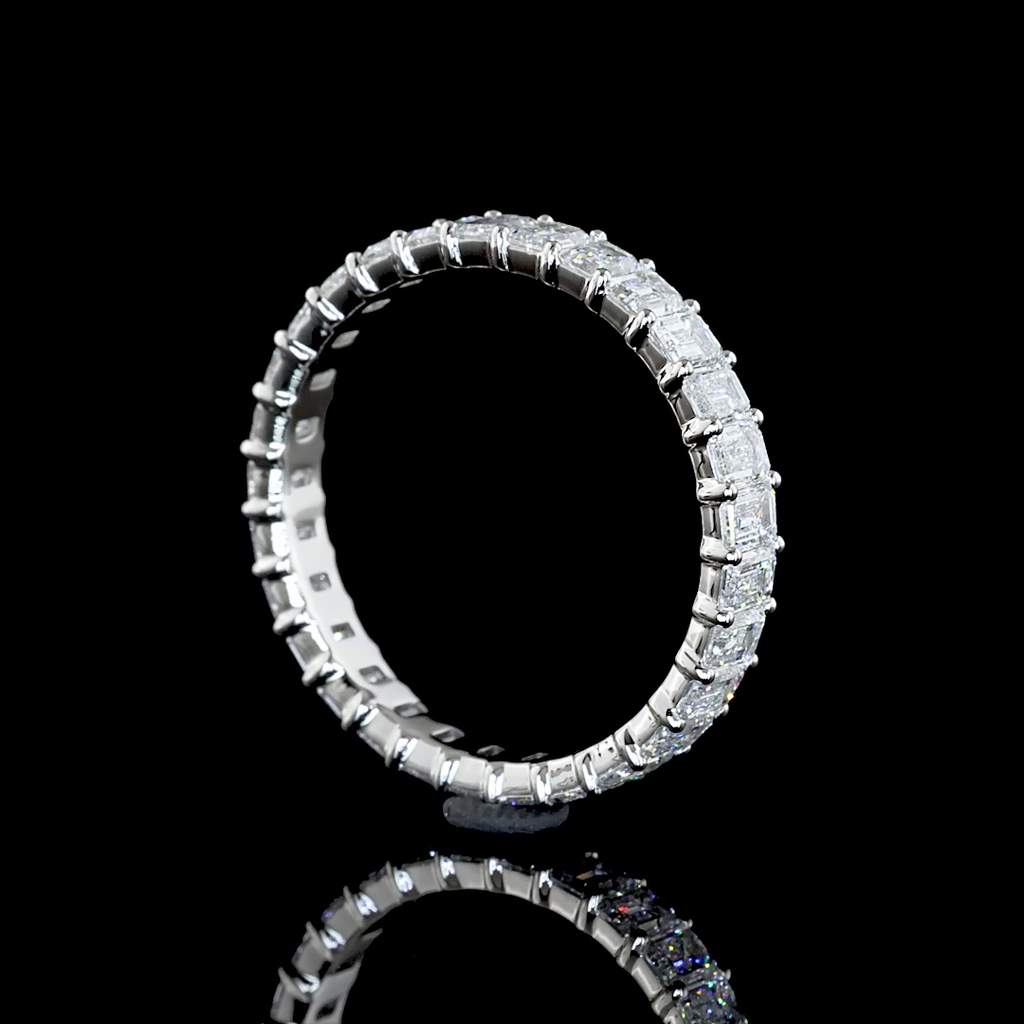 2.16 Cts Platinum Emerald Shape Eternity Band Eternity Band - Image 4