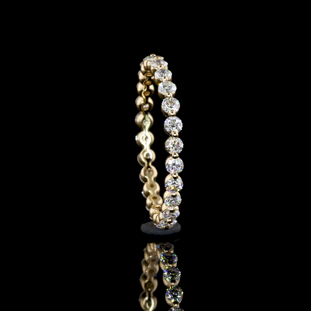 0.85 Cts 18k Yellow Gold Round Shape Eternity Band Eternity Band - Image 4