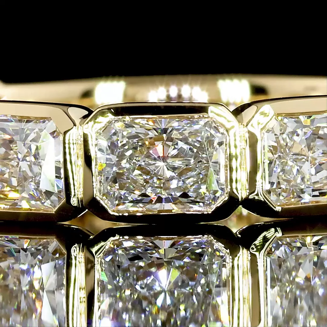 2.22 Cts 18k Yellow Gold Radiant Shape 3/4 Band Eternity Band - Image 2