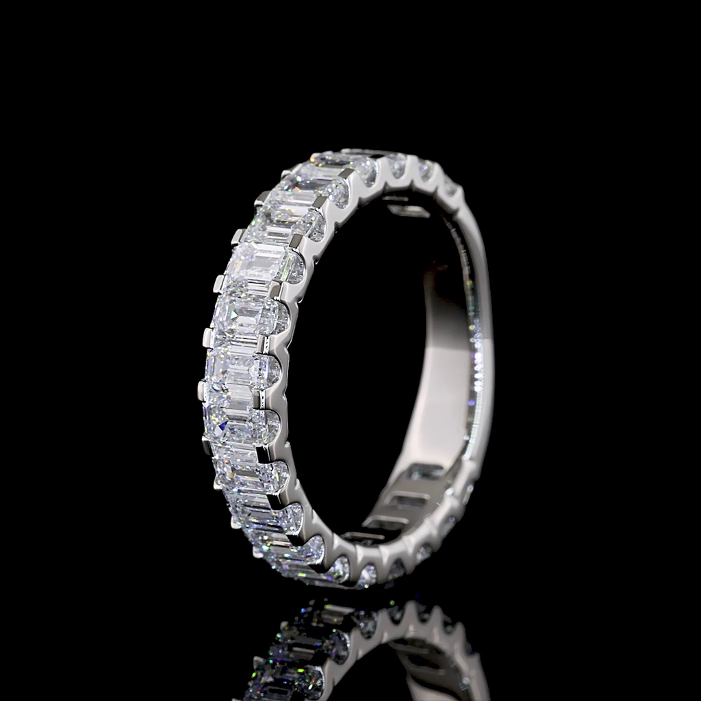 2.16 Cts Platinum Emerald Shape 3/4 Band Eternity Band - Image 4