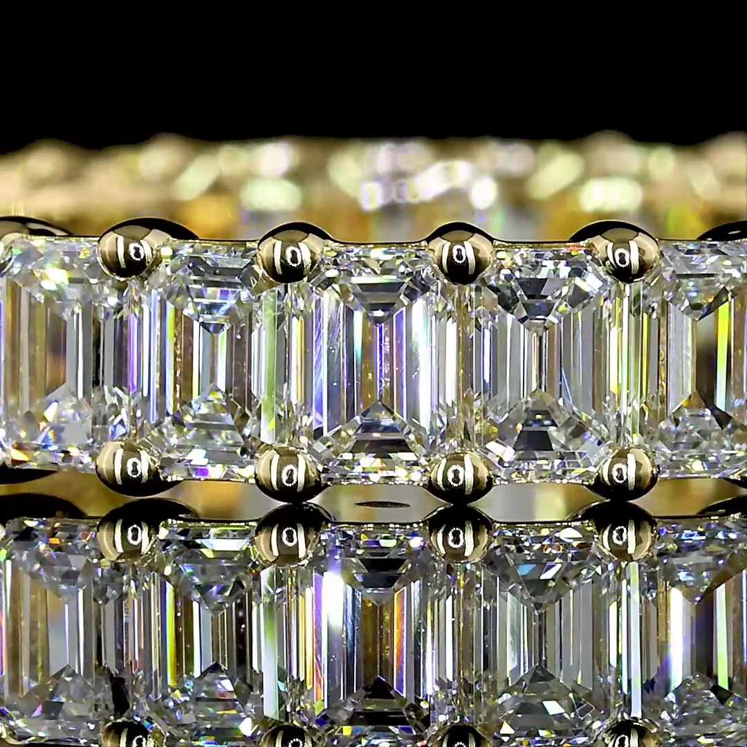 2.93 Cts 14k Yellow Gold Emerald Shape Eternity Band Eternity Band - Image 3