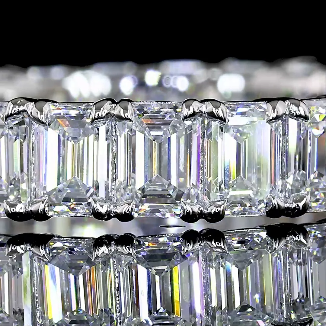 3.34 Cts Platinum Emerald Shape Eternity Band Eternity Band - Image 3